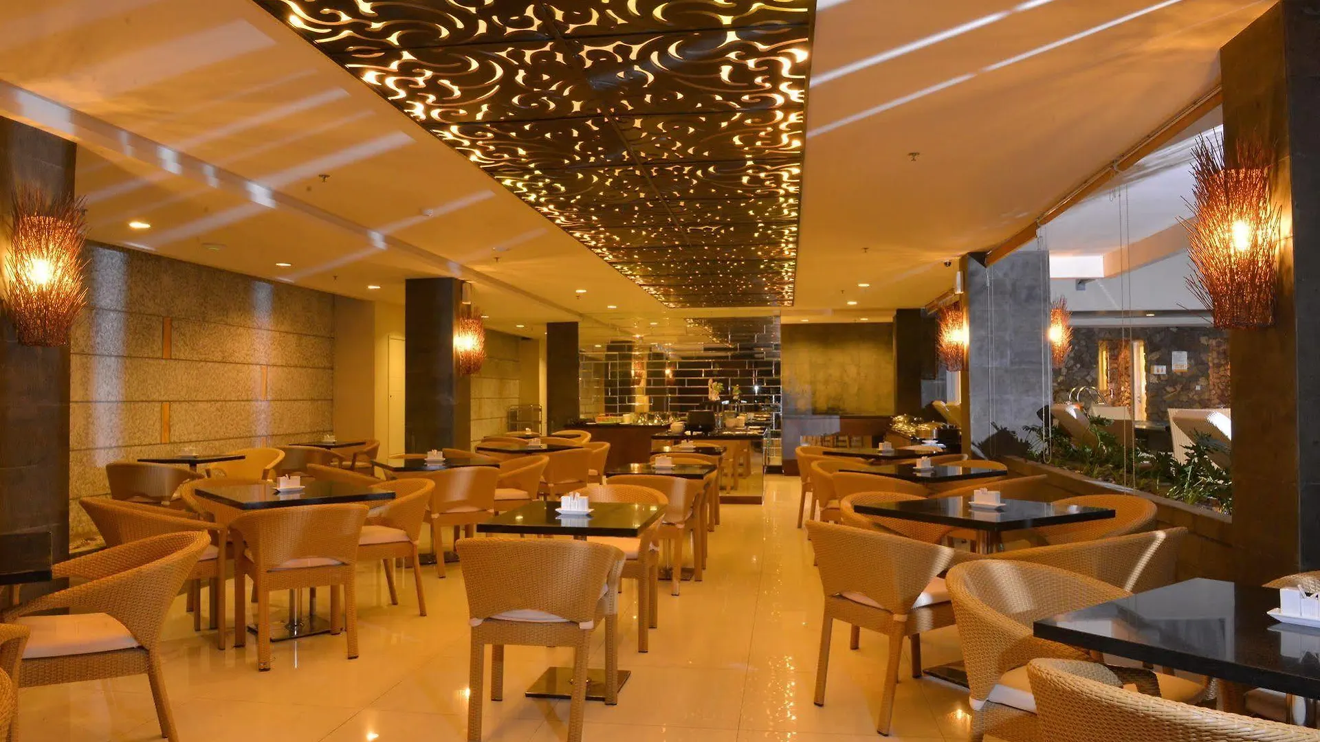 Solaris Hotel Kuta Kuta  3*, Kuta (Bali)